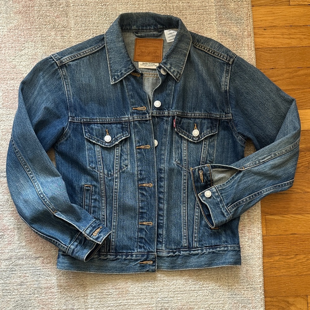 Levi's Classic Blue Jean Jacket